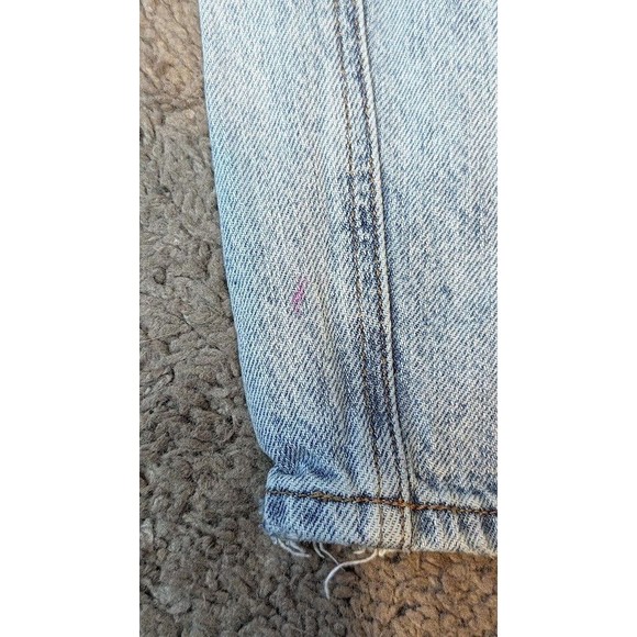 American Eagle Mom Jean Distressed Light Wash Women’s Size 4 - Picture 5 of 7